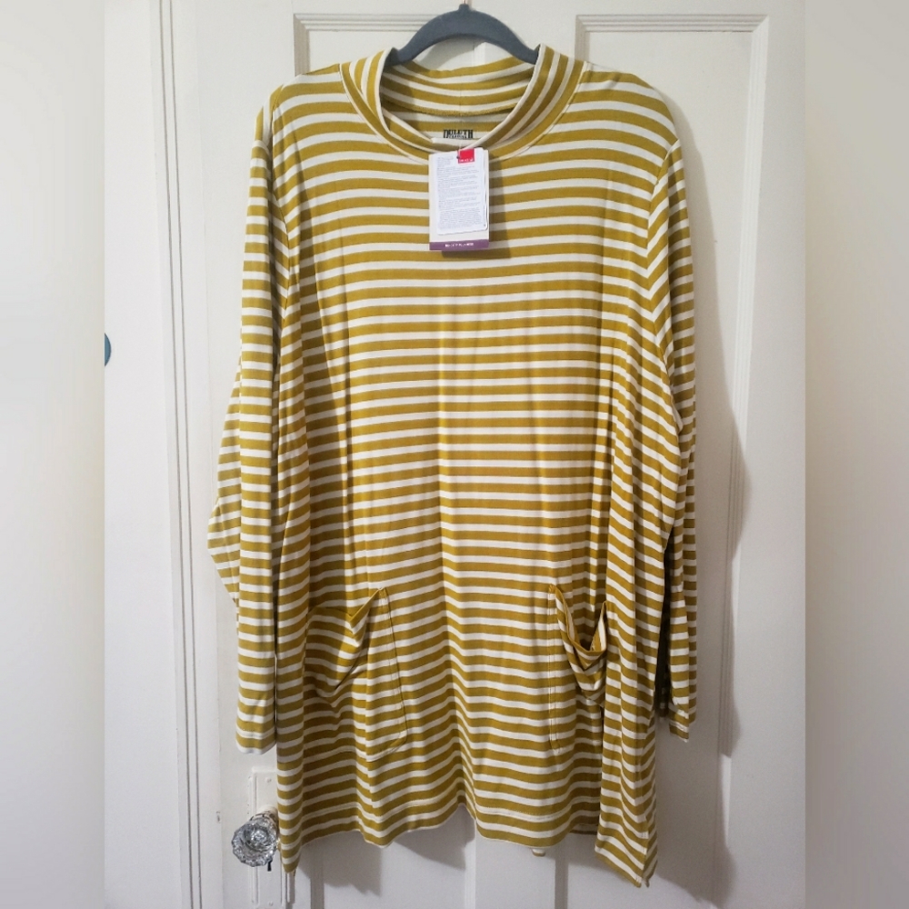 Duluth Trading Co Mockneck Long Sleeve Shirt